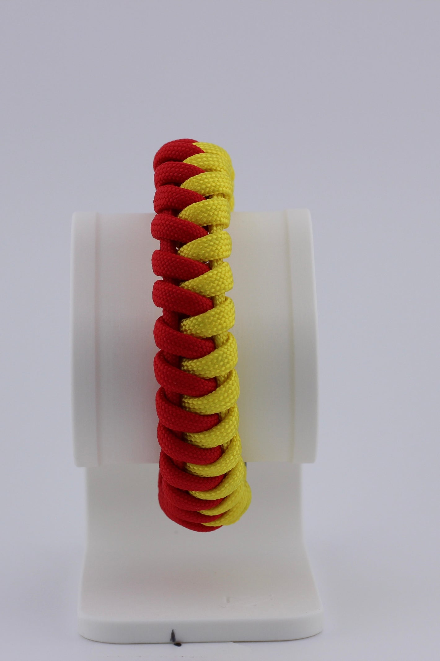 Team "Chiefs" Fish Tail Bracelet